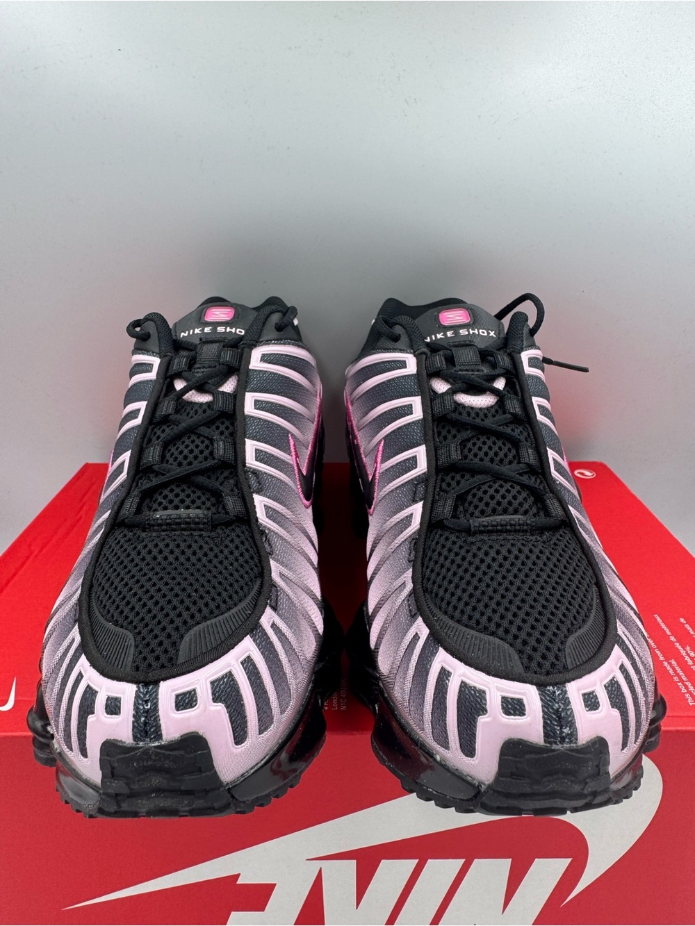 Nike Shox TL Black Playful Pink BRAND NEW Size 8.5 Women - Picture 3 of 8